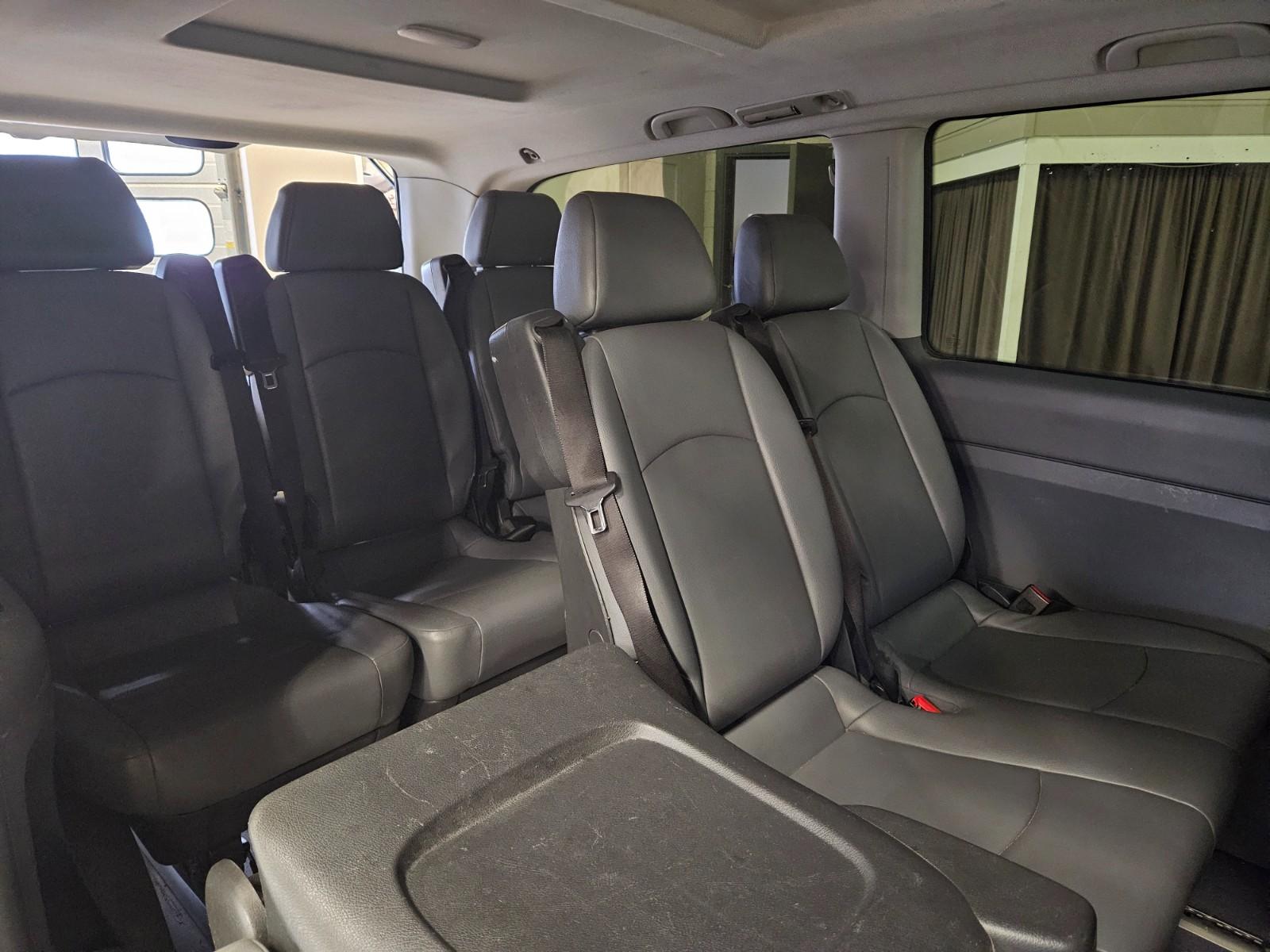 Mercedes vito 9 seter